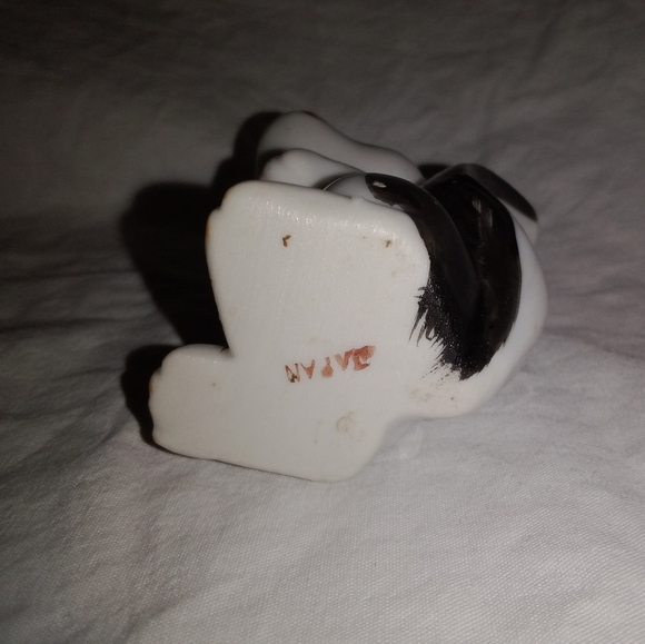 Vintage Skunk Toothpick Holder Made In Japan MCM Mid Century Modern. 3" tall - Picture 9 of 9